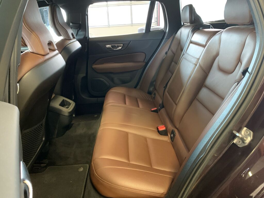 Volvo V60 2018 Ruskea (beige)