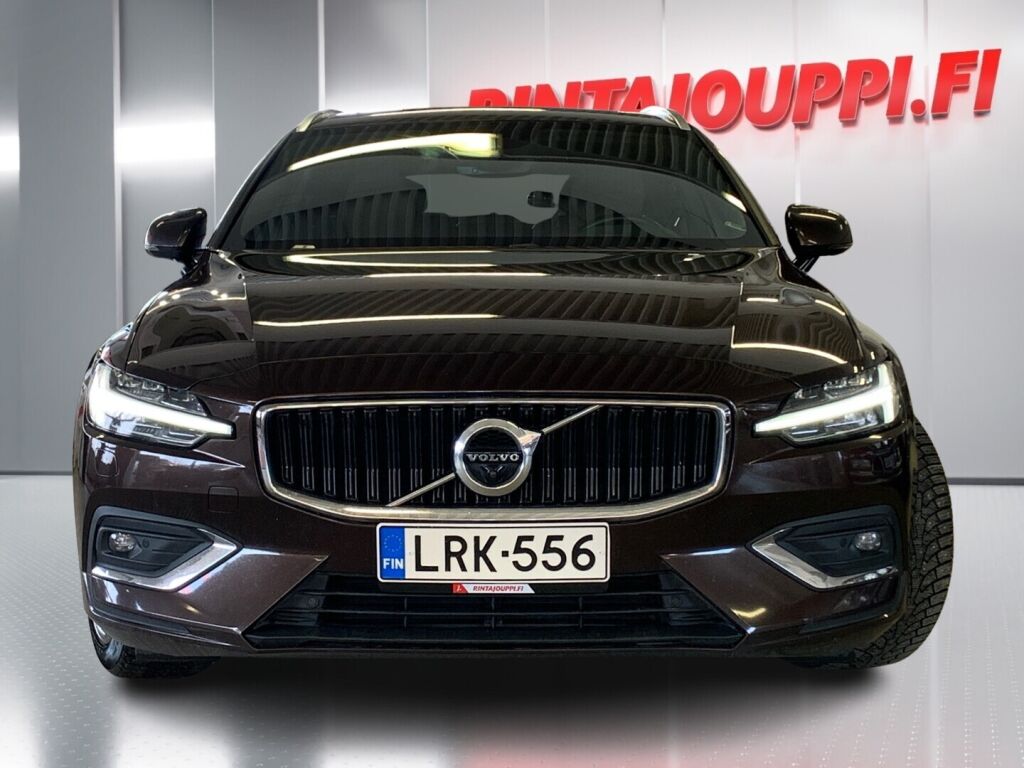 Volvo V60 2018 Ruskea (beige)