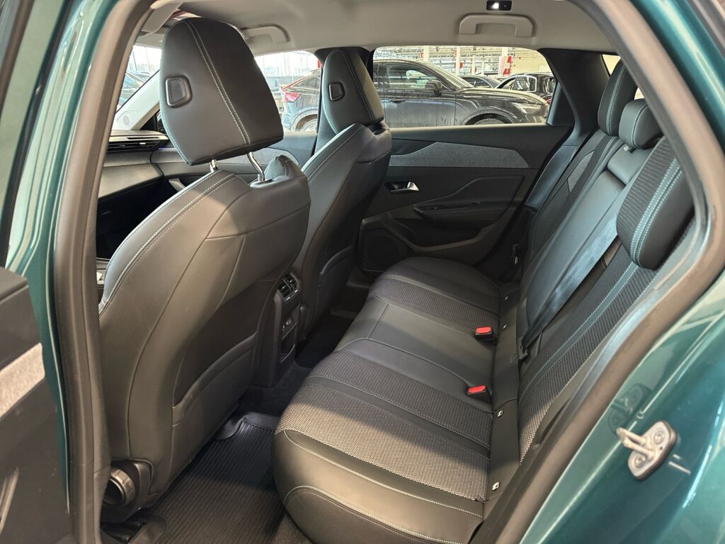 Peugeot 308 2022 Sininen