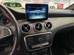 Mercedes-Benz CLA 2016 Kameleontti
