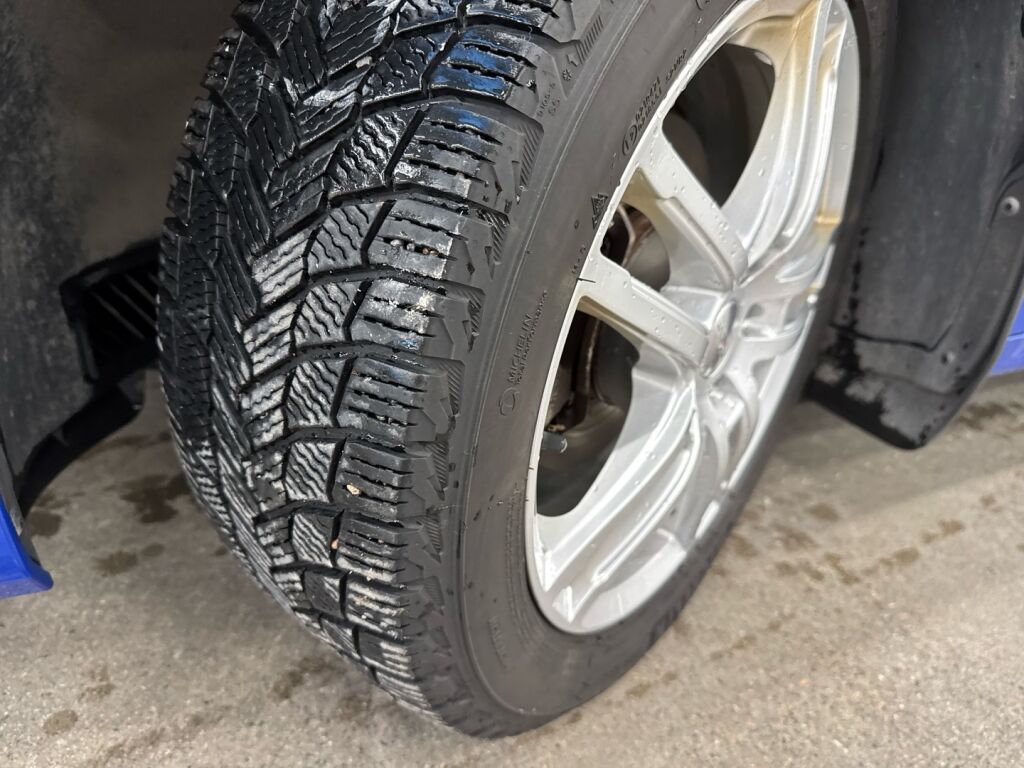 Skoda Octavia 2022 Sininen