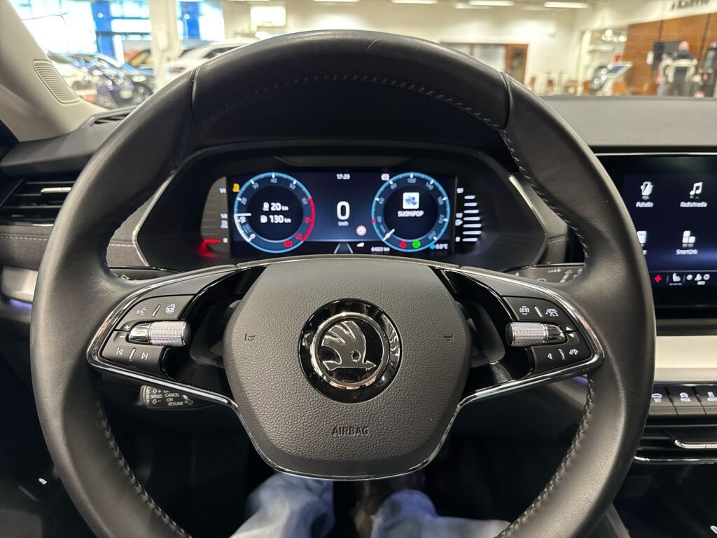 Skoda Octavia 2022 Sininen