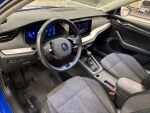 Skoda Octavia 2022 Sininen