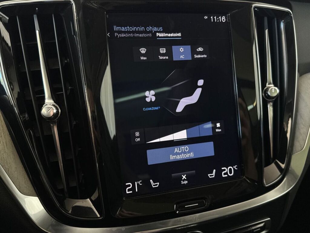 Volvo V60 2019 Musta