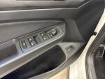 Volkswagen Golf 2021 Valkoinen