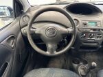 Toyota Yaris 2003 Hopea