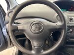 Toyota Yaris 2003 Hopea