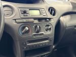 Toyota Yaris 2003 Hopea
