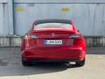 Tesla Model 3 2019 Punainen