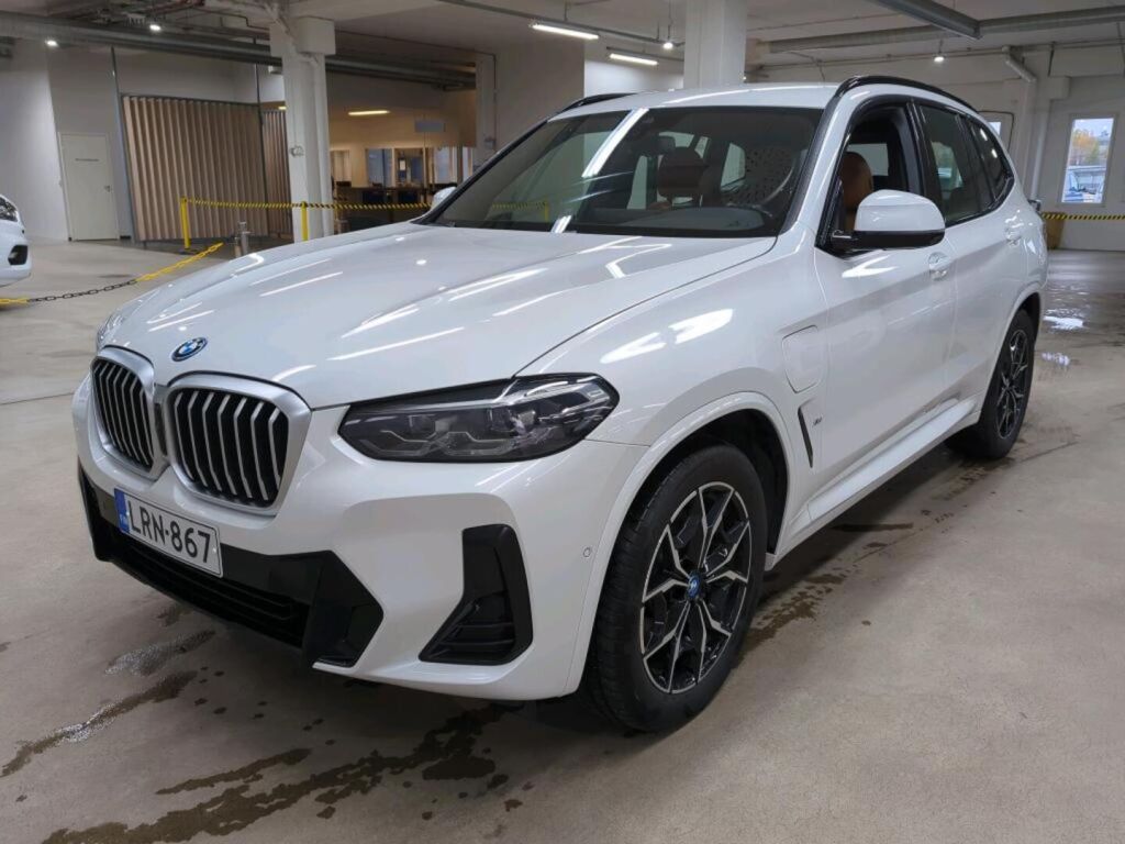 BMW X3 2024 Valkoinen