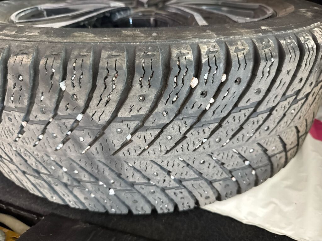 Suzuki Vitara 2023 Keltainen