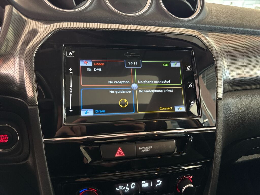 Suzuki Vitara 2023 Keltainen