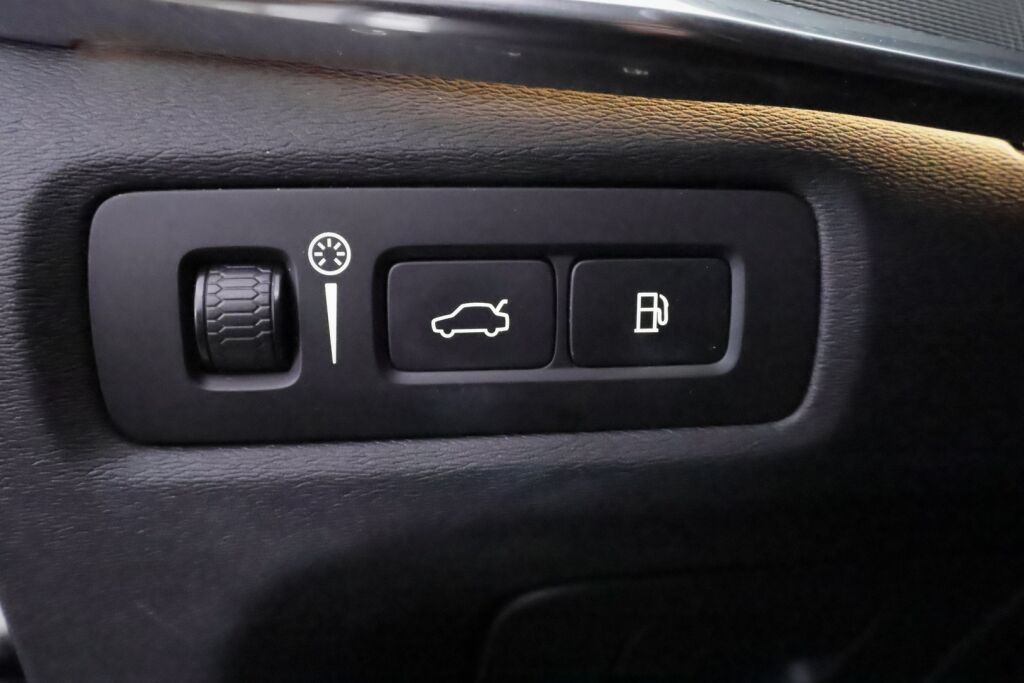 Volvo V90 2019 Valkoinen