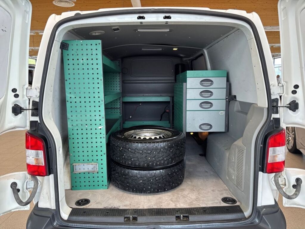 Volkswagen Transporter 2013 Valkoinen