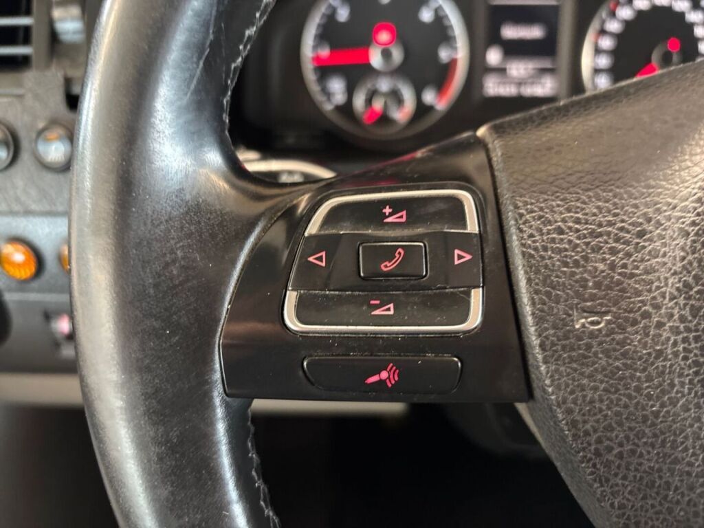 Volkswagen Transporter 2013 Valkoinen