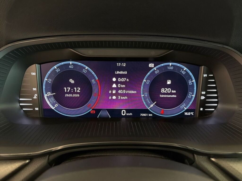 Skoda Octavia 2023 Valkoinen