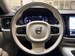 Volvo V60 2023 Musta