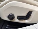 Volvo V60 2023 Musta