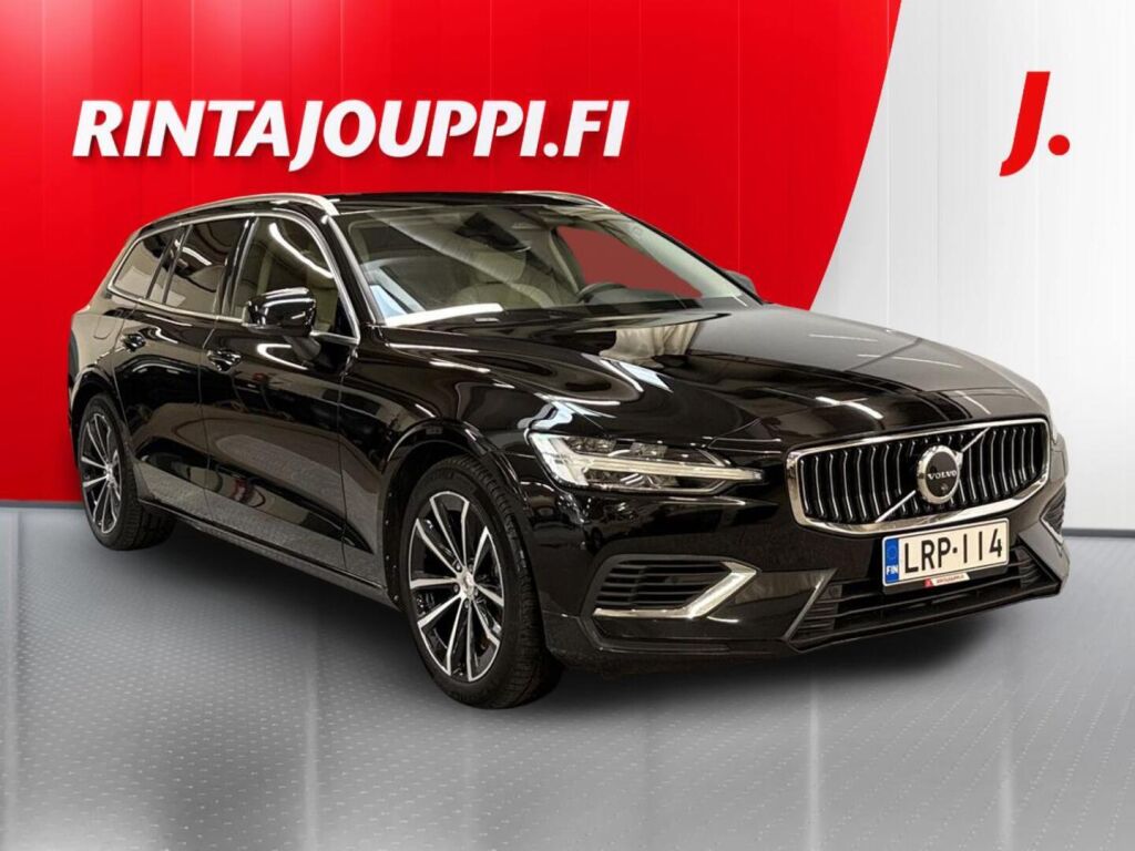 Volvo V60 2023 Musta