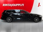 Volvo V60 2023 Musta