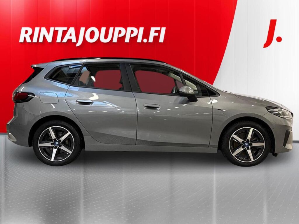 BMW 230 2023, kuva 7/29