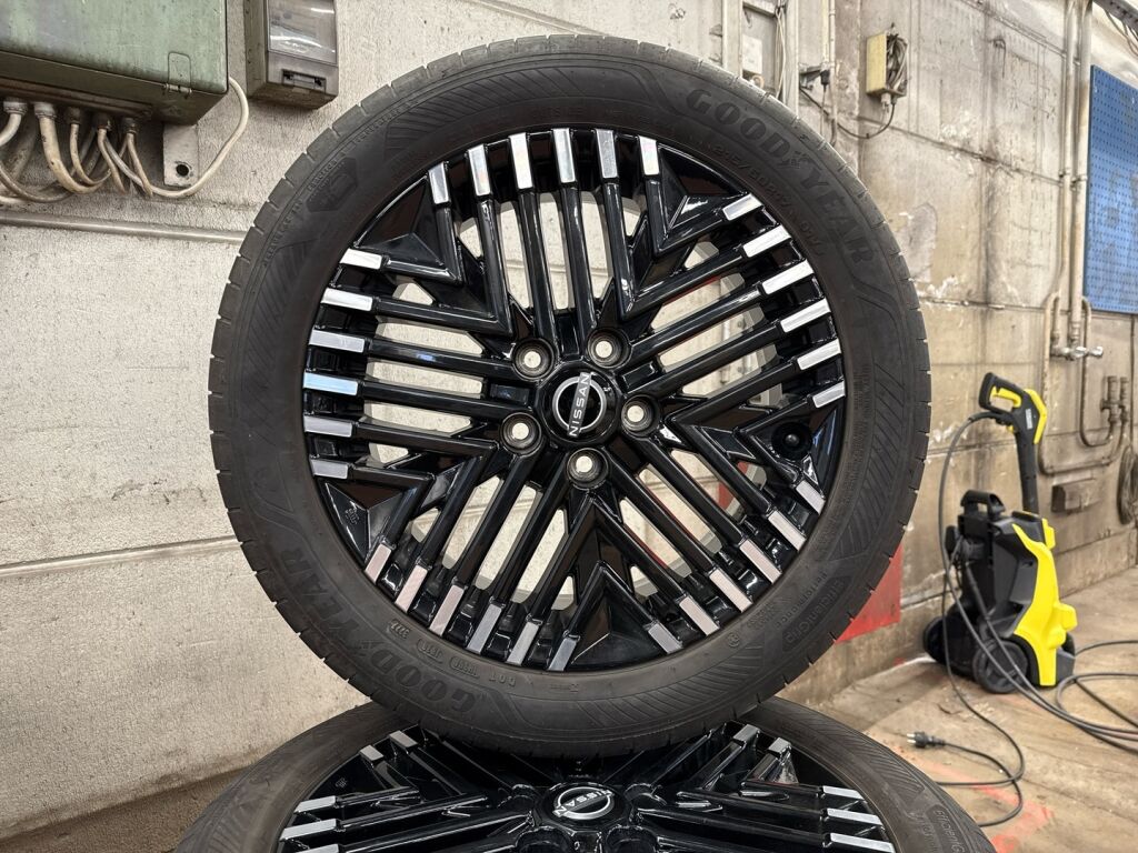 Nissan Leaf 2022 Harmaa