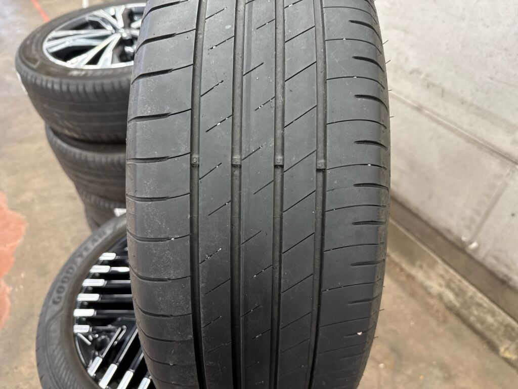 Nissan Leaf 2022 Harmaa