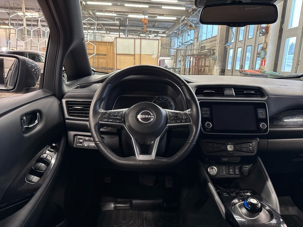 Nissan Leaf 2022 Harmaa