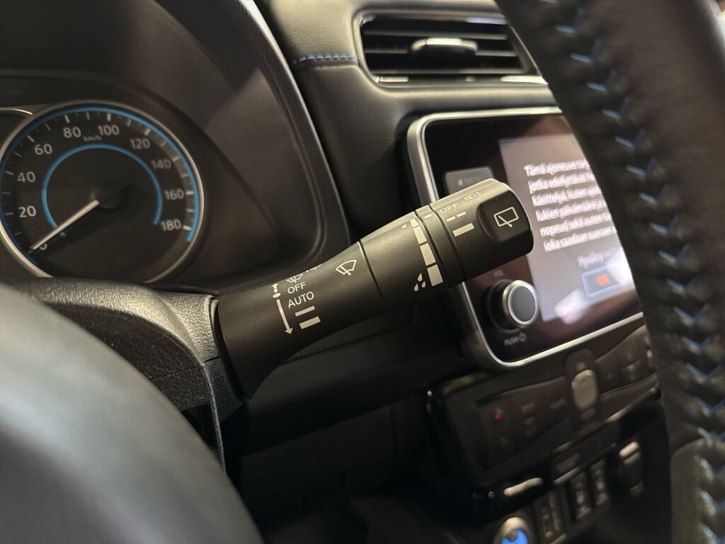 Nissan Leaf 2022 Harmaa