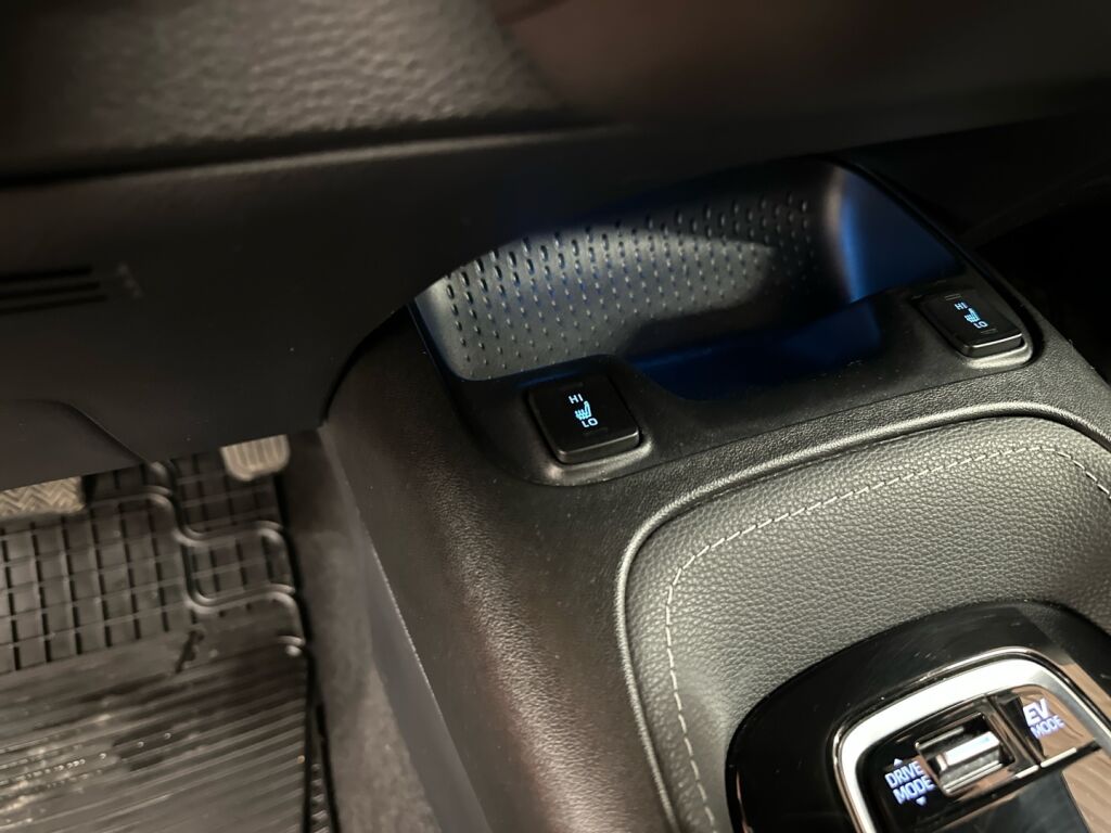 Toyota Corolla 2023 Valkoinen