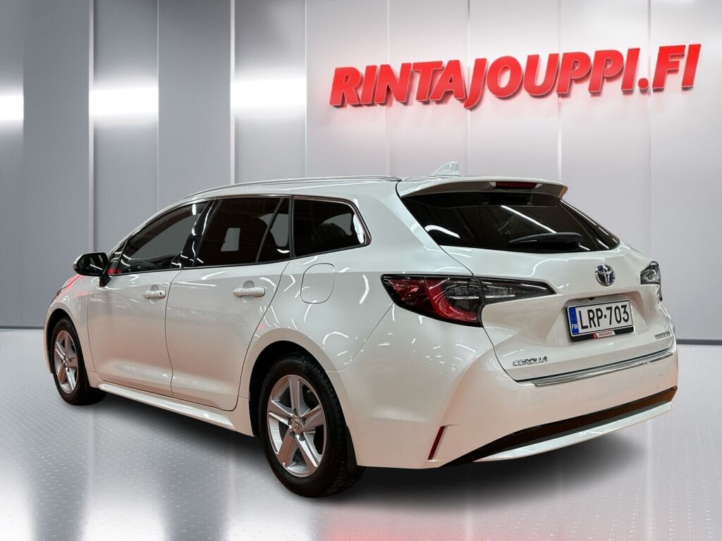 Toyota Corolla 2023 Valkoinen