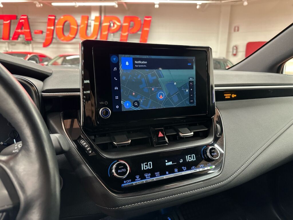 Toyota Corolla 2023 Valkoinen