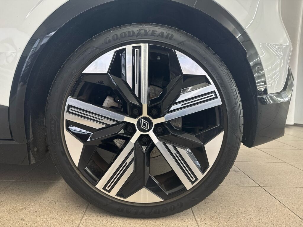 Renault Megane 2022 Valkoinen