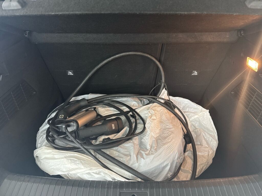 Renault Megane 2022 Valkoinen