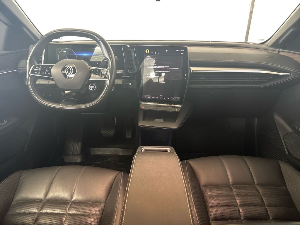 Renault Megane 2022 Valkoinen