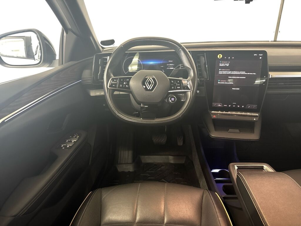 Renault Megane 2022 Valkoinen