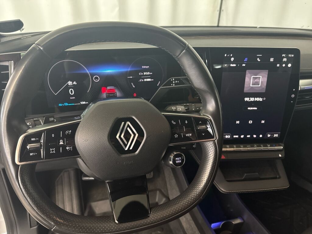 Renault Megane 2022 Valkoinen