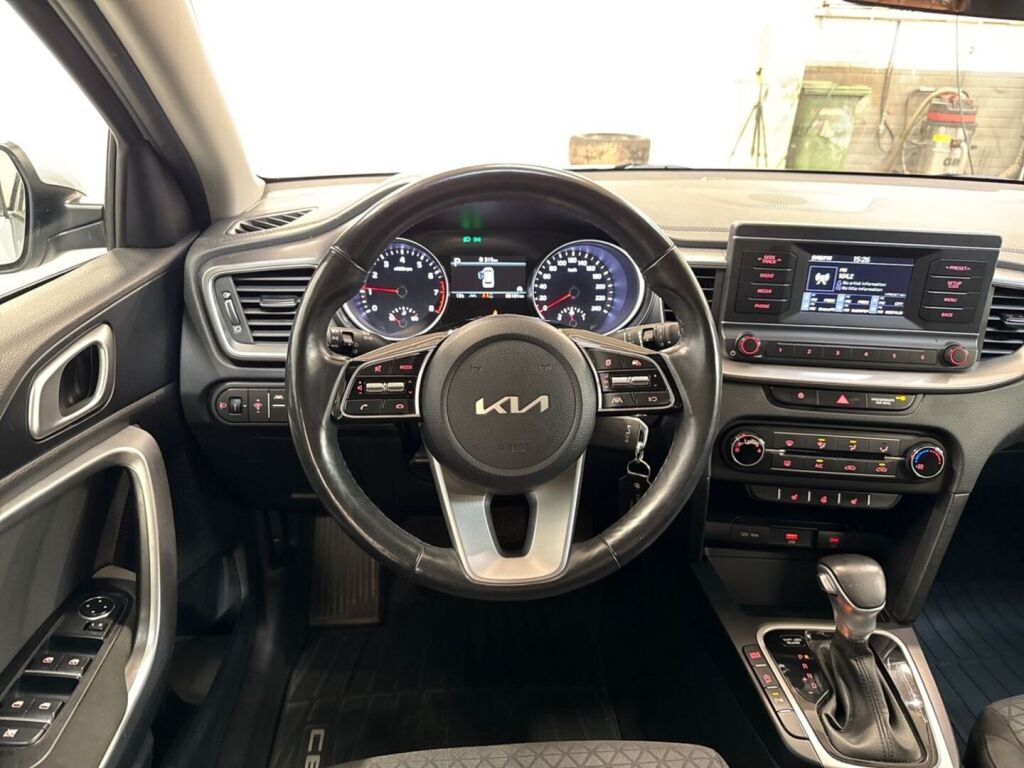 Kia Ceed 2023 Hopea