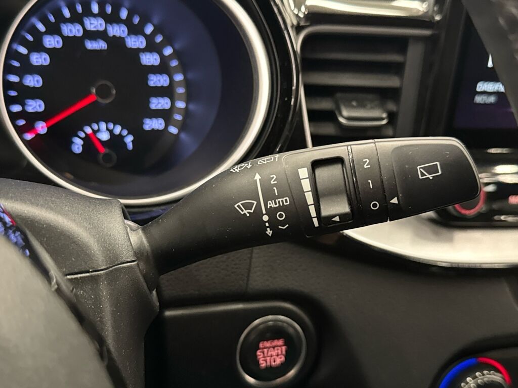 Kia XCeed 2023 Valkoinen