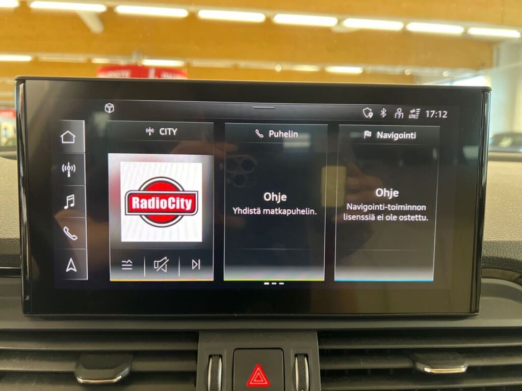 Audi Q5 2023 Musta