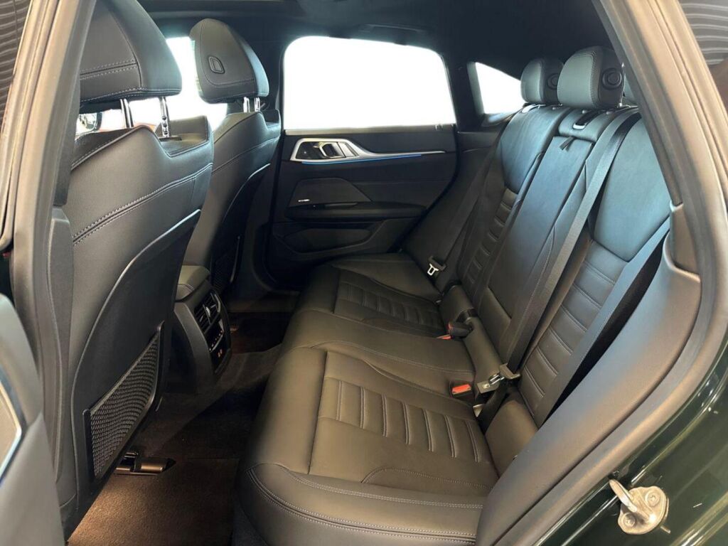 BMW i4 M50 2023 Metallinhohto Vihreä (Sanremo Green)