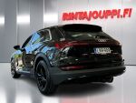 Audi e-tron 2020 Musta