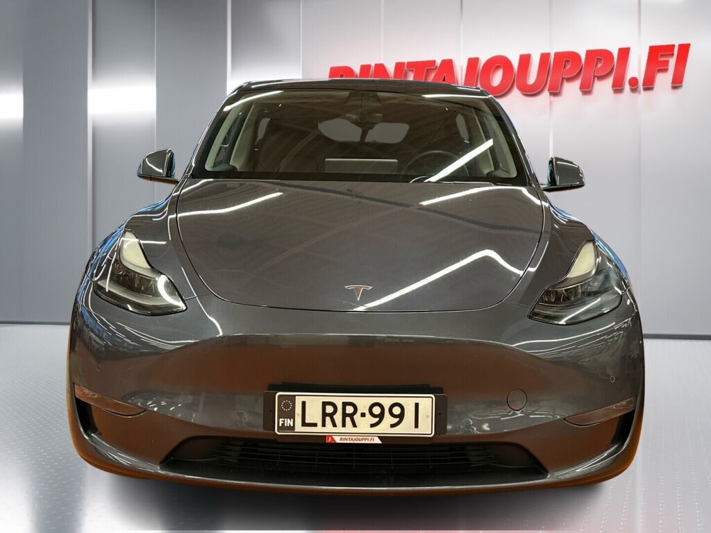 Tesla Model Y 2021 Harmaa