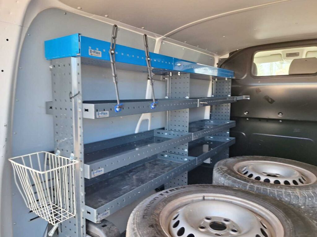 Volkswagen Transporter 2022 Valkoinen