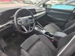 Volkswagen Golf 2023 Musta
