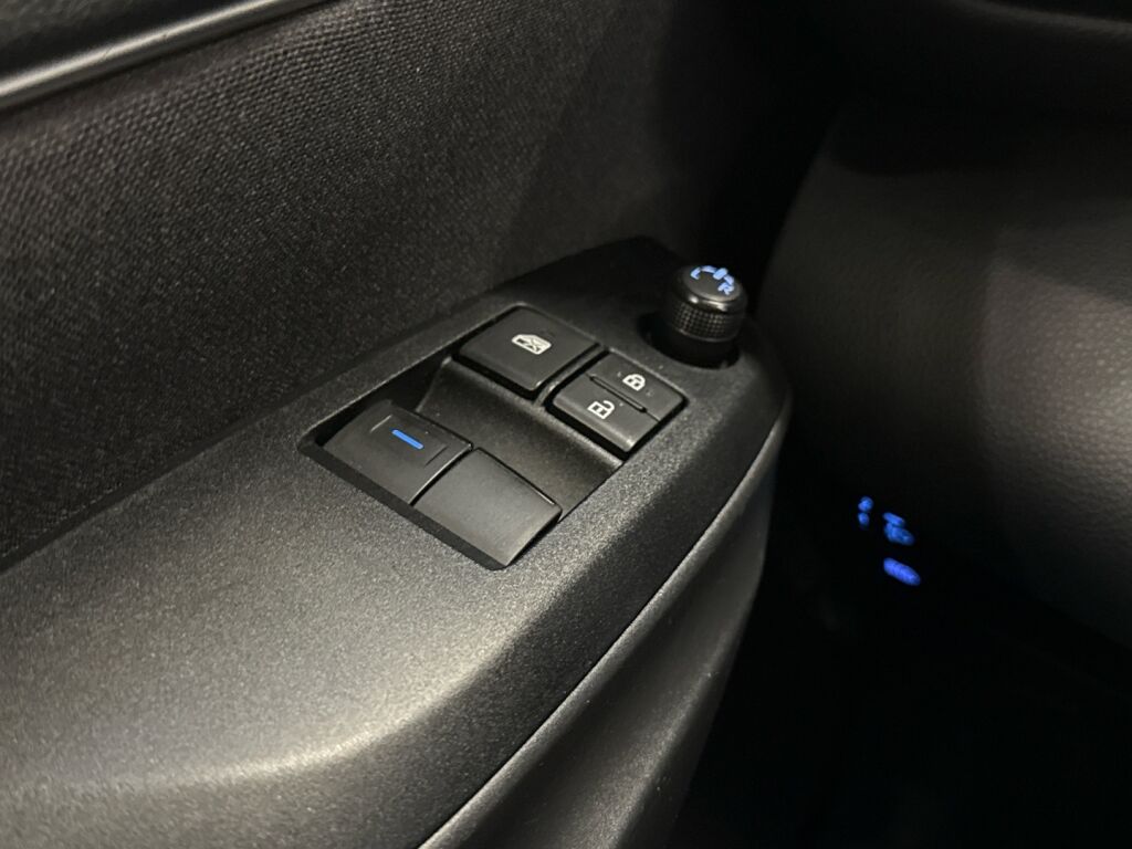 Toyota Yaris 2022 Valkoinen