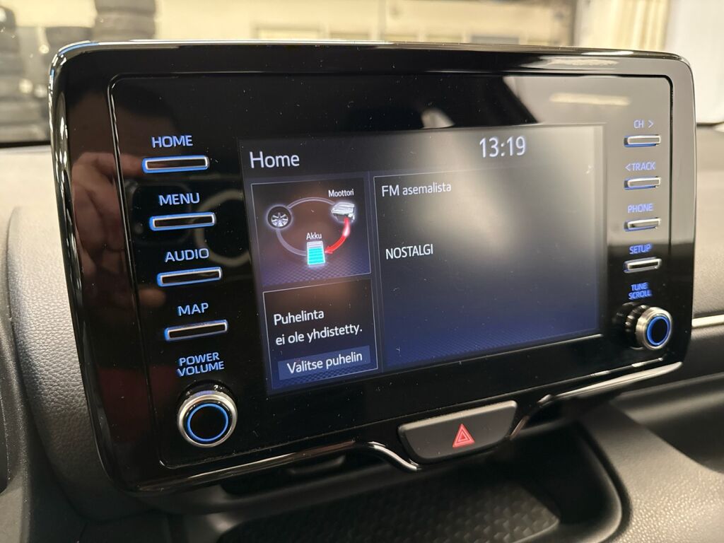 Toyota Yaris 2022 Valkoinen