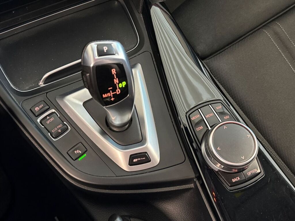 BMW 330 2017 Hopea