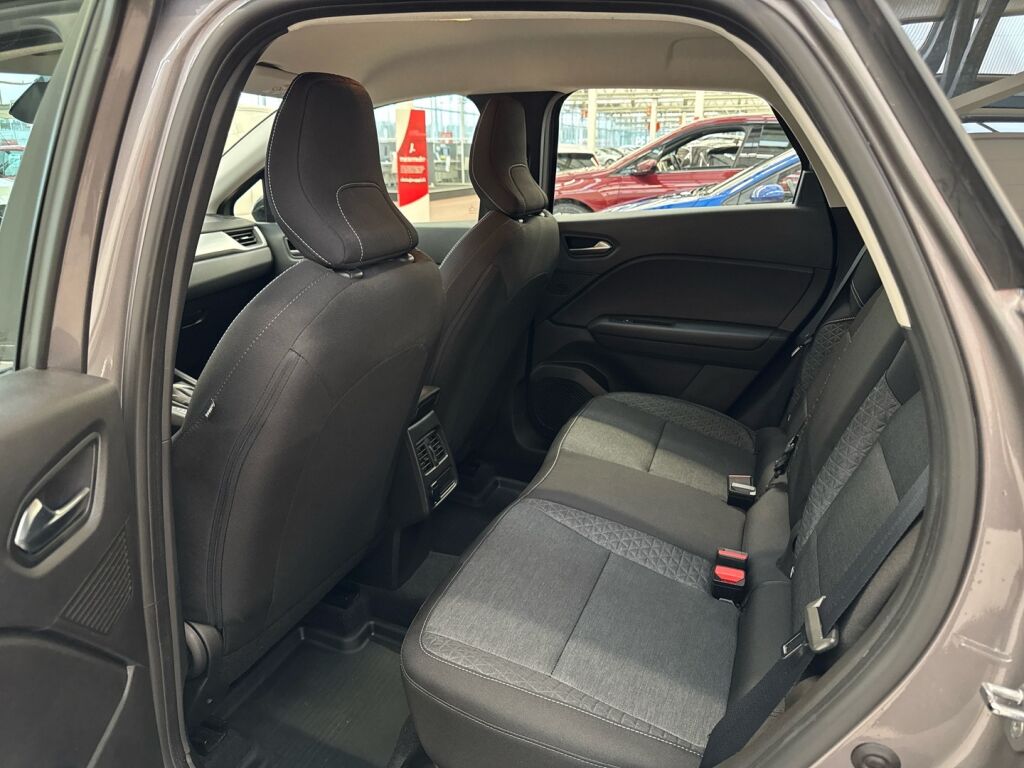 Renault Captur 2023 Harmaa