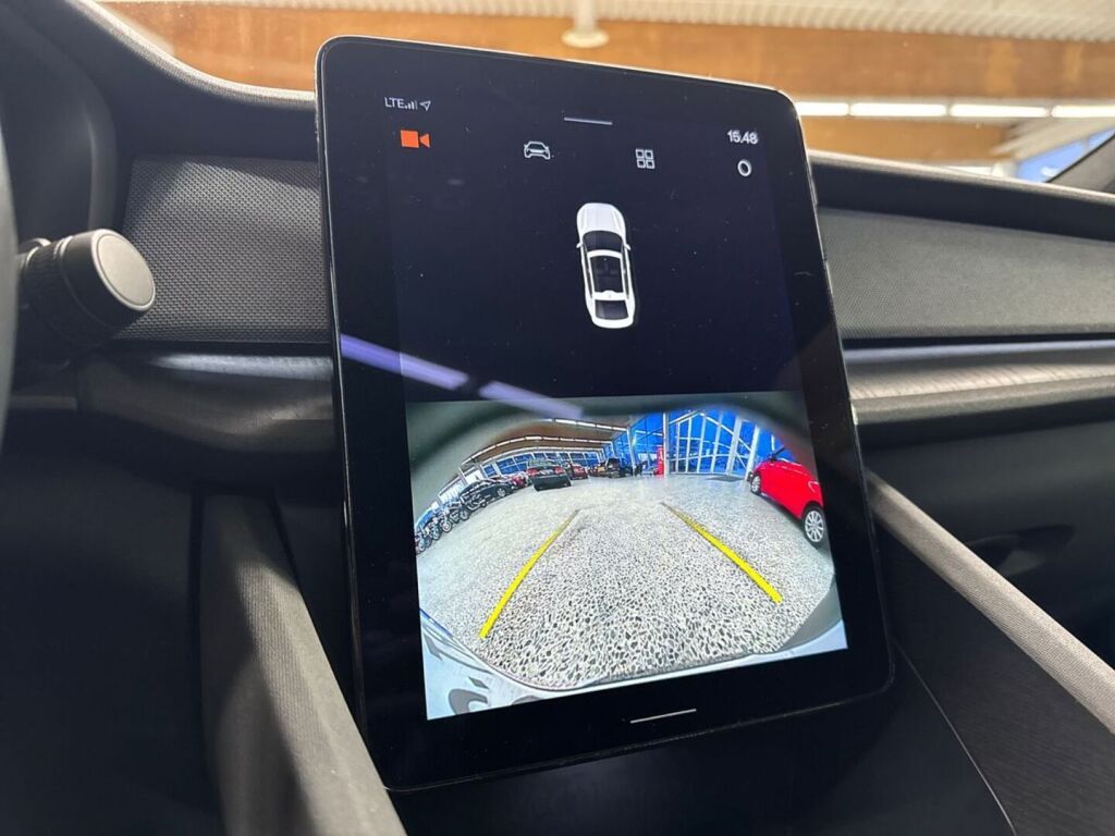 Polestar 2 2022 Harmaa